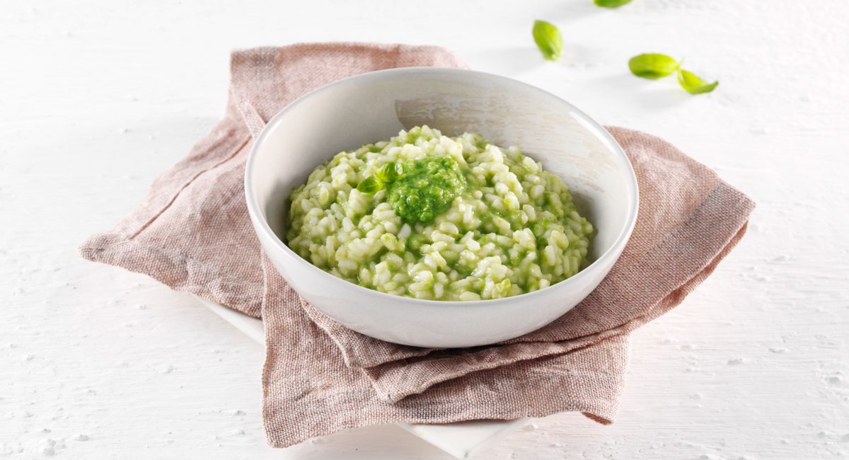 Risotto mit Erbsenpüree und Basilikumpesto